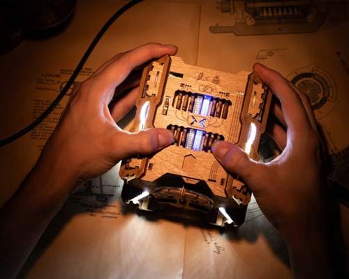 Breinbreker Tesla Box met eigen elektra voorziening